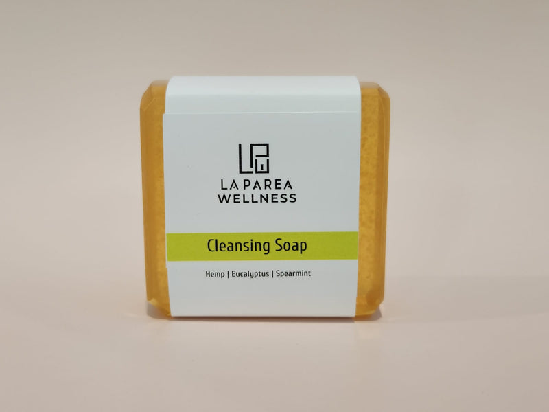 Natural soap set with exfoliating cloth.